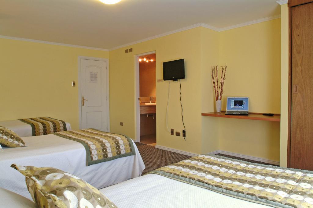 Hotel Carpa Manzano Punta Arenas Buitenkant foto